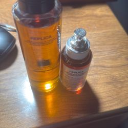 Replica By The Fireplace / Jazz Club 