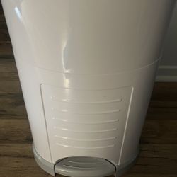 Dekor Diaper Pail