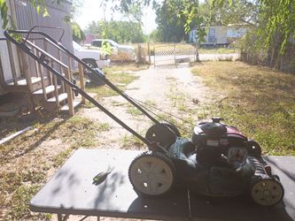 Briggs and Stratton lawnmower 450 ex
