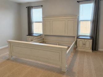 King size bedroom set