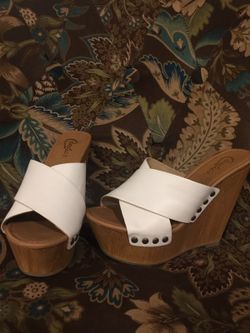 Candies wedges size 8