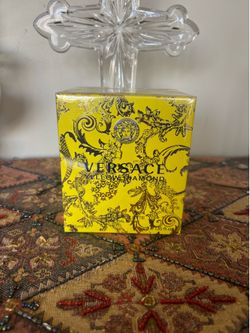 Versace perfume