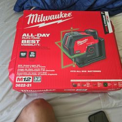 <Milwaukee Laser Level