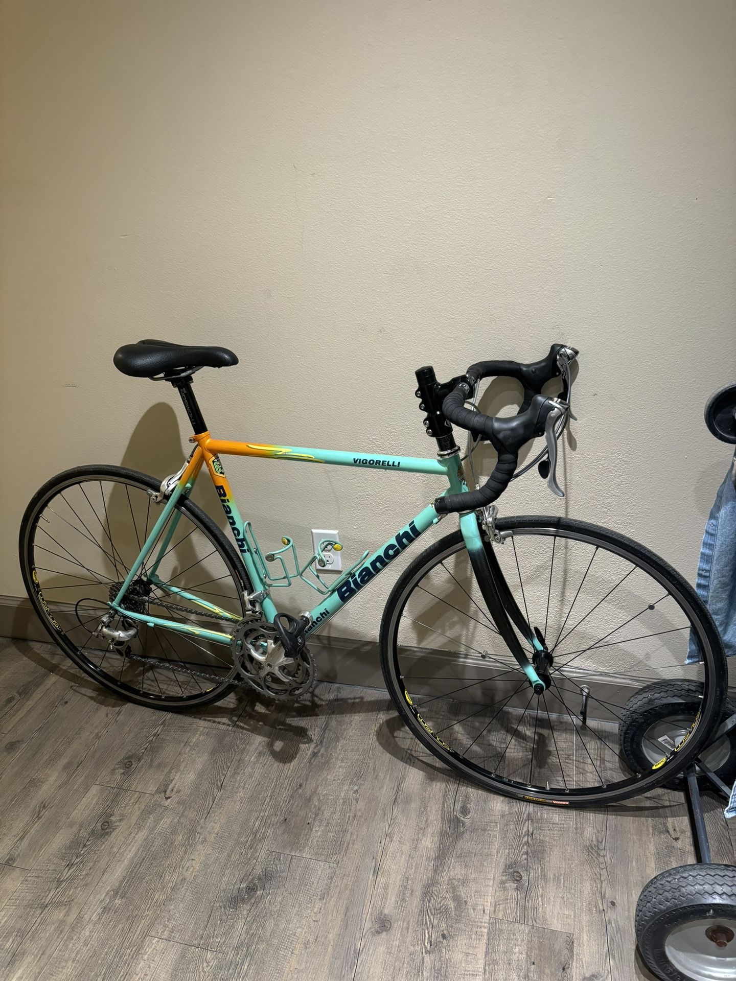 Bianchi 700c ($450.00 OBO)