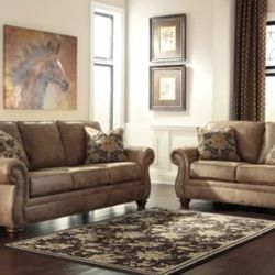 Larkinhurst Sofa And Loveseat

