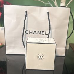 Chanel  The Body Lotion