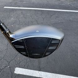 Barley Used TaylorMade QI35 Limited Series Driver