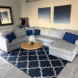 Mor Furniture - Beautiful Gray Sectional