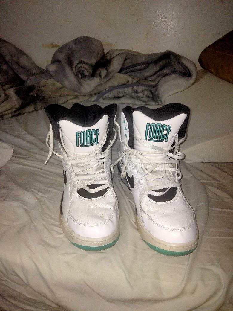 Nike Air Command Force Size 13