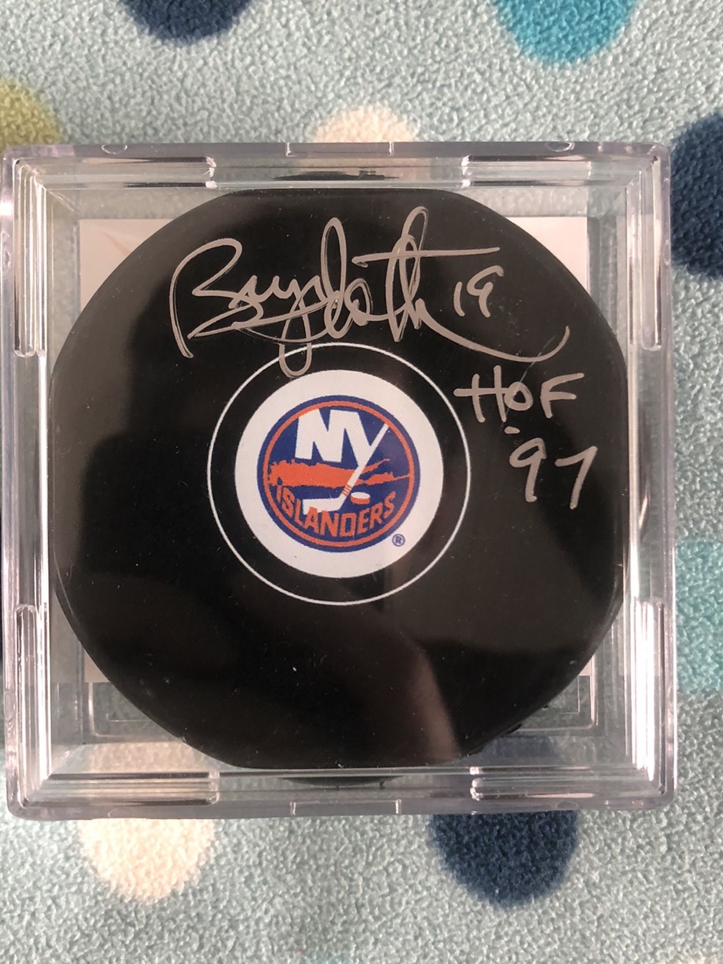 New York Islanders Bryan Trottier HOF Autographed Puck Beckett Authenticated