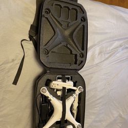 DJI Phantom 3 Advanced With 2 Batteries, Spare Parts And Backpack. 