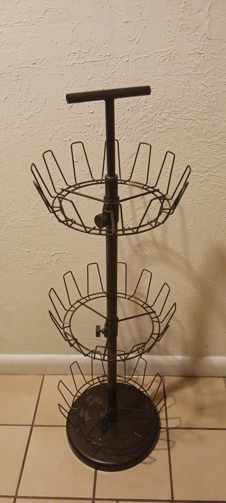 Used Shoe Stand
