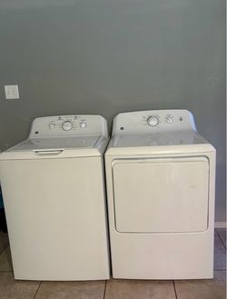 GE Washer and Dryer Set