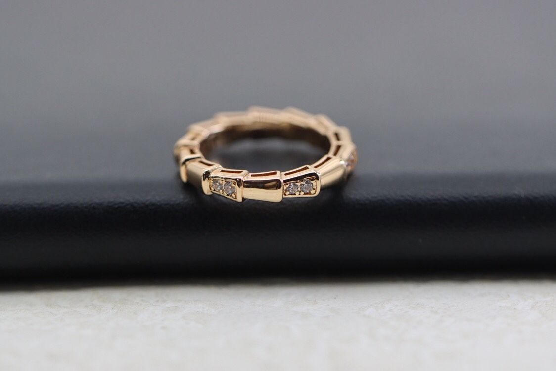 Rose gold full diamond diamond snake ring