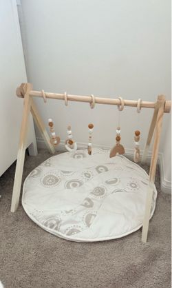 Baby play gym