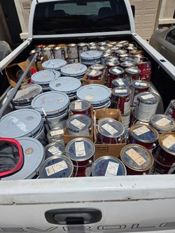 FREE 5 AND 1 GALLON BUCKETS OF PAINT