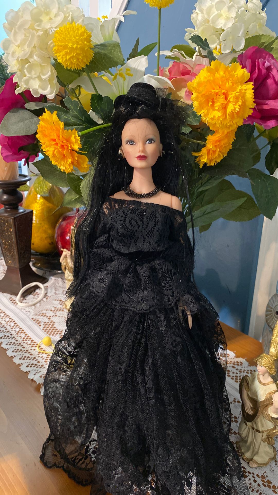Twyla moon vampire Chic fashion doll