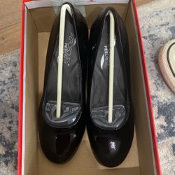 Black Pumps Size 6