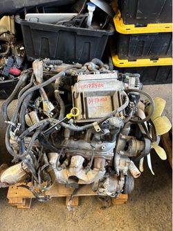 2004 Chevy Tahoe 5.3L Engine Parts