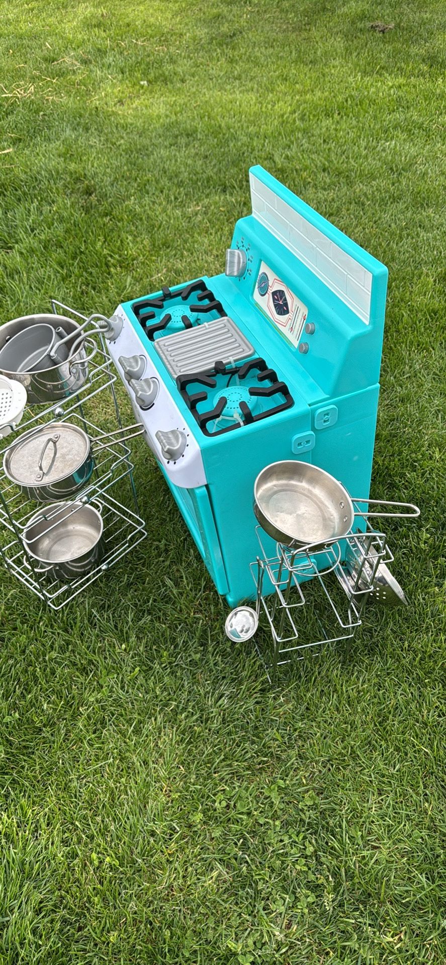 Kids Stove And Toy Lot Dishes Racks The Stove Is Battery Operated And Makes Sounds