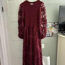 Full Length Dress With Lace Sleeves 