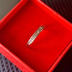 10k Gold Ring Band With Diamonds Size 7