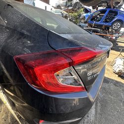 2016-2021 HONDA CIVIC SEDAN TAILLIGHT LEFT DRIVER SIDE