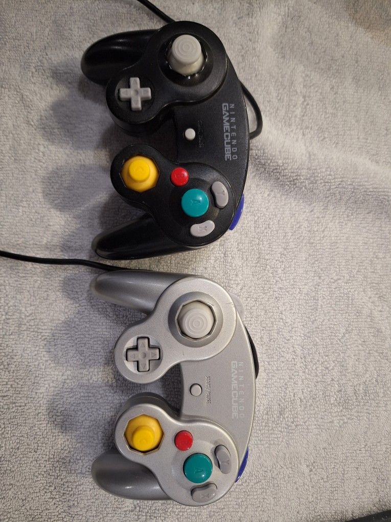 OEM Nintendo Gamecube Controllers