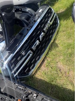2019-2024 dodge ram grille 1500