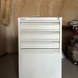 Bisley 4 Drawer Filing Cabinet