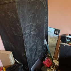 Full Setup - Grow Tent w/LED Grow Light 
