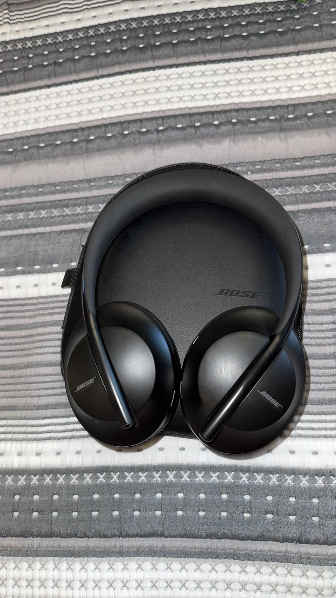Bose NC 700 Headphones