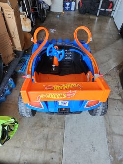 Power Wheel Dune Buggy With 2 Car Loops