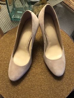 Michael Kors - Tan Suede Pumps