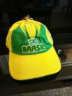 Brasil Hat vintage fifa 2014 brand new LOOK!!