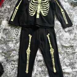 Glow In The Dark Skelton 