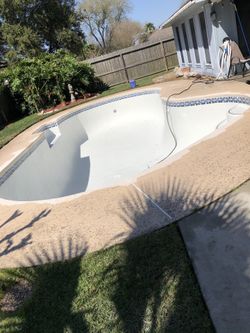 Pool plastering