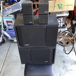 Bose speaker very good condition works perfect