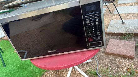 Microwave