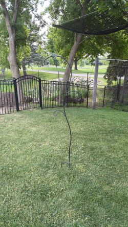 3 arm hanging flower basket plant stand