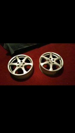 Infiniti wheel
