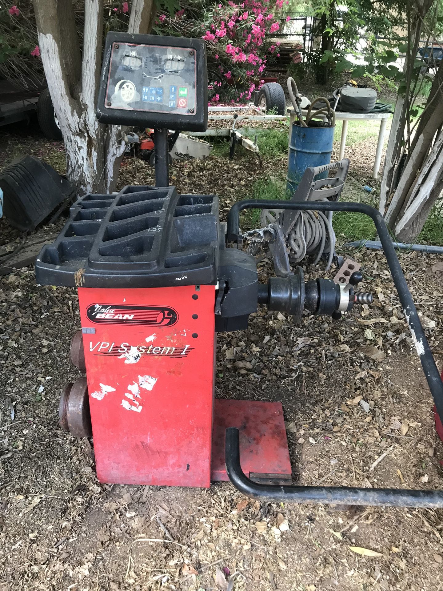 John Bean VPI System I Tire Balancer