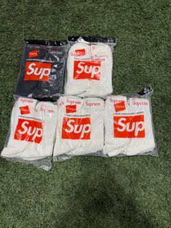 Supreme Socks