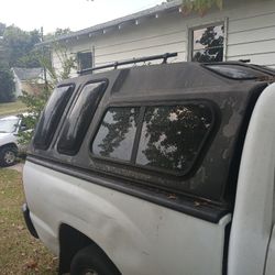 Small Truck camper Shell 