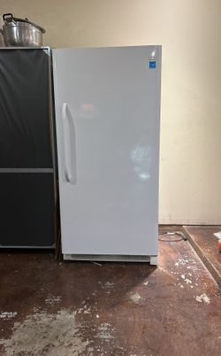 Frigidaire Deep Freezer