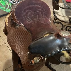 Eagle Saddle
