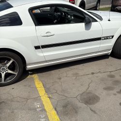 2007 Ford Mustang