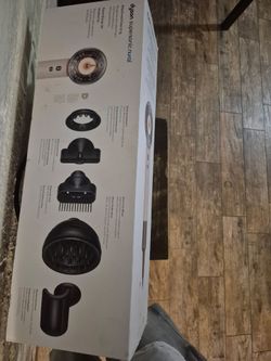 Dyson Supersonic Nural Like New
