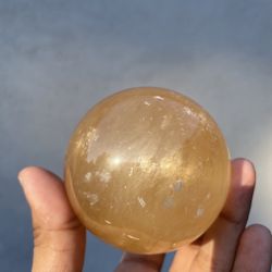 Honey calcite