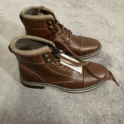 Mens Size 9 Brown Boots Brand New with Tags